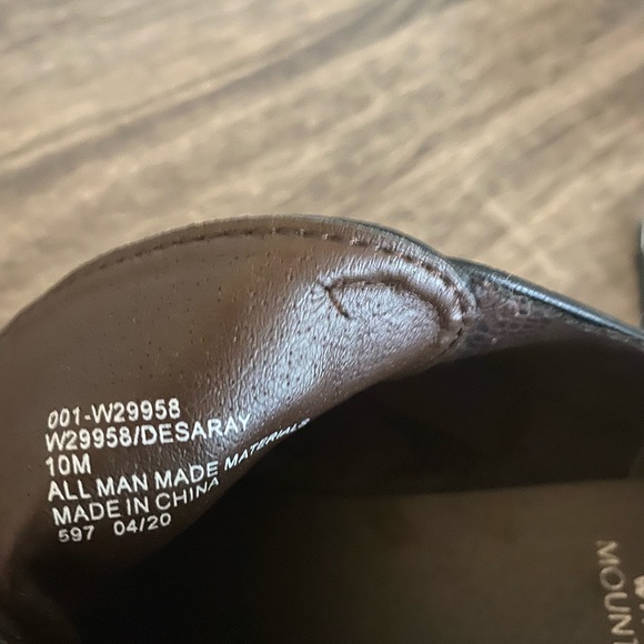 WHITE MOUNTAIN Desaray women's black vegan leather lace-up oxford heeled booties - Picture 7 of 8